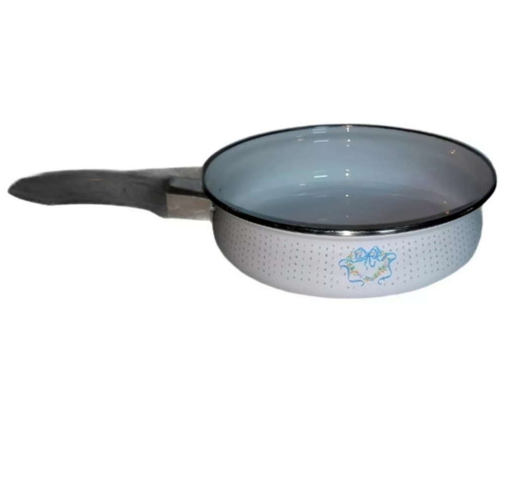 Enamel 9.5" Skillet Saute Pan Pot White Enamel Cookware Vintage Cottagecore
